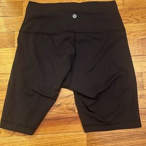Lululemon 8” biker shorts size 8